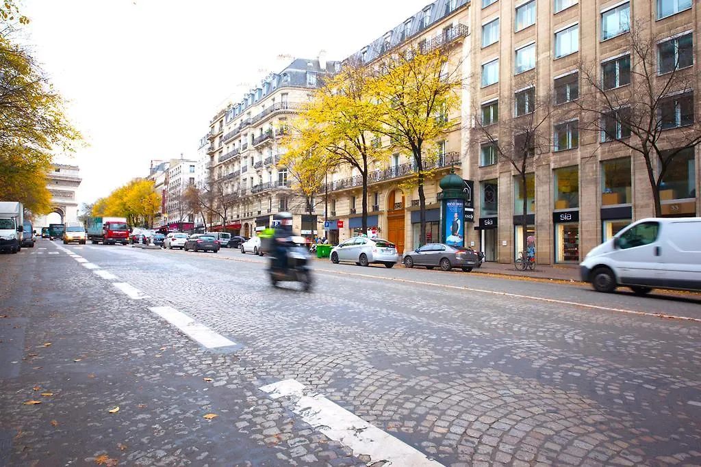 Private Studio - Avenue Wagram 아파트 *